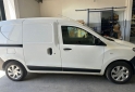 Utilitarios - Renault kangoo 2021 Nafta 135000Km - En Venta