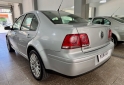 Autos - Volkswagen Bora Highline 1.8T 2011 Nafta 99000Km - En Venta