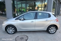 Autos - Peugeot 208 ACTIVE 2013 Nafta 140000Km - En Venta