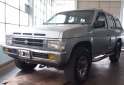 Camionetas - Nissan Pathfinder 1995 Nafta 150000Km - En Venta