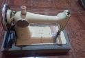 Otros - Maquina de coser - En Venta