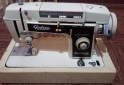 Otros - Maquina de coser - En Venta