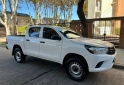 Camionetas - Volkswagen Hilux 1ra mano permuto 2017 Diesel 190000Km - En Venta