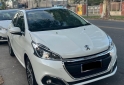 Autos - Peugeot 208 2017 Nafta 62000Km - En Venta