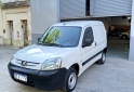 Utilitarios - Peugeot Partner 2022 Diesel 50000Km - En Venta