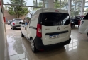 Utilitarios - Renault Kangoo 2023 Nafta 31000Km - En Venta