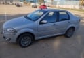 Autos - Fiat Siena atractive 1.4 2010 Nafta 200000Km - En Venta