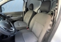 Utilitarios - Renault Kangoo Express Confort 2024 GNC 14000Km - En Venta