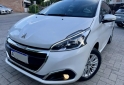 Autos - Peugeot 208 allure 1.6 permuto 2018 Nafta 70000Km - En Venta