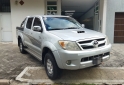 Camionetas - Toyota HILUX SRV 3.0 4X4 2005 Nafta 300000Km - En Venta