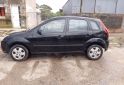 Autos - Ford Fiesta 2007 Nafta 170000Km - En Venta