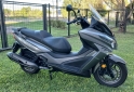 Motos - Kymco Xtown 250 2024 Nafta 5200Km - En Venta