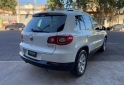 Camionetas - Volkswagen Tiguan 2011 Diesel 180000Km - En Venta