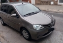 Autos - Toyota ETIOS XS 2016 Nafta 93000Km - En Venta