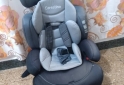 Artculos para beb - Vendo silla para comer y butaca de auto carestino - En Venta