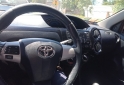 Autos - Toyota Etios Cross 2014 Nafta 140000Km - En Venta