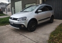 Autos - Volkswagen Suran Cross 2014 GNC 186000Km - En Venta