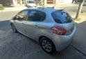 Autos - Peugeot 208 2015 Nafta 90000Km - En Venta