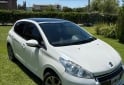 Autos - Peugeot 208 2015 Nafta 84000Km - En Venta