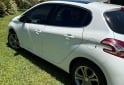 Autos - Peugeot 208 2015 Nafta 84000Km - En Venta