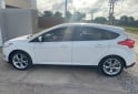 Autos - Ford Focus 2015 Nafta 120000Km - En Venta