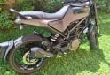 Motos - Husqvarna Svartpilen 401 2024 Nafta 7200Km - En Venta