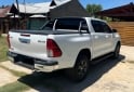 Camionetas - Toyota Hilux SR 2023 Diesel 55000Km - En Venta