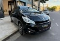 Autos - Peugeot 208 2017 Nafta 70000Km - En Venta