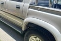 Camionetas - Toyota Hilux 4x4 doble cabina 1999 Diesel 443000Km - En Venta