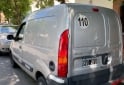 Utilitarios - Renault Kangoo 2014 GNC 180000Km - En Venta