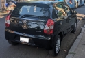 Autos - Toyota Etios XLS 5 Puertas 2015 Nafta 97255Km - En Venta