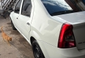 Autos - Renault Logan 2011 Nafta 170000Km - En Venta