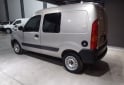 Utilitarios - Renault Kangoo 2015 GNC 194000Km - En Venta