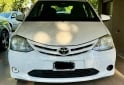 Autos - Toyota Etios 2015 Nafta 170000Km - En Venta