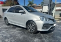 Autos - Toyota Etios 4p 2017 Nafta 98000Km - En Venta