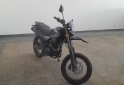 Motos - Motomel 200, motard 2012 Nafta 7900Km - En Venta