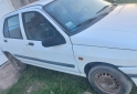 Autos - Renault Clio 1998 Nafta 999999Km - En Venta