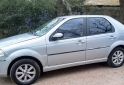 Autos - Fiat Siena 2009 GNC 236000Km - En Venta