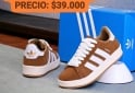 Indumentaria - Zapatillas Adidas ⛰️ - En Venta