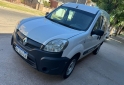 Utilitarios - Renault KANGOO 1.6 CONFORT 16V PH 2018 Nafta  - En Venta