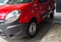 Utilitarios - Renault Kangoo 2017 GNC 95000Km - En Venta