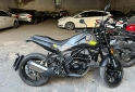 Motos - Benelli Leoncino 250 2023 Nafta 9500Km - En Venta