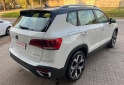 Autos - Volkswagen Taos Highline 2024 Nafta 0Km - En Venta