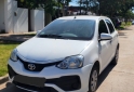 Autos - Toyota Etios 2018 Nafta 70000Km - En Venta