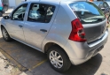 Autos - Renault Sandero 2010 Nafta 100000Km - En Venta