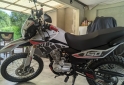 Motos - Motomel SKUA 150 SILVER 2023 Nafta 15500Km - En Venta