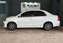 Autos - Toyota Etios XLS  4 Puertas 2021 Nafta 70448Km - En Venta