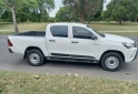 Camionetas - Toyota HILUX DX 2.4 2019 Diesel 115000Km - En Venta