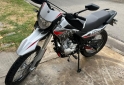 Motos - Motomel Skua Silver Edition 2023 Nafta 1800Km - En Venta