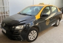 Autos - Volkswagen Voyage 2016 GNC 220000Km - En Venta